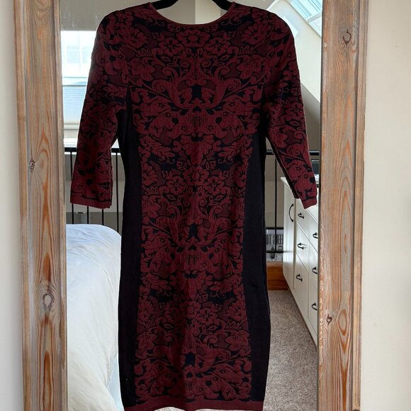 Baroque Floral Jacquard Dress - Picture 3 of 8